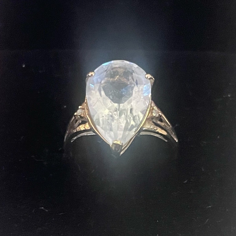 Gorgeous 10K solid gold White Topaz Ring size 5.  Approximately 4 CT. Great gift